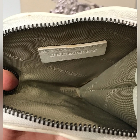 BURBERRY Heart Nova Check Coin Purse 😍❤️‍🔥 - Picture 6 of 17